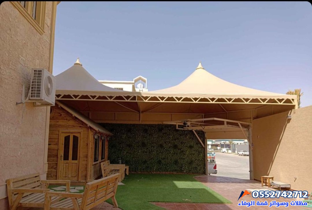 تركيب مظلات هرمية بالرياض – تصميم عصري وظل مثالي مع مؤسسة قمة الوفاء